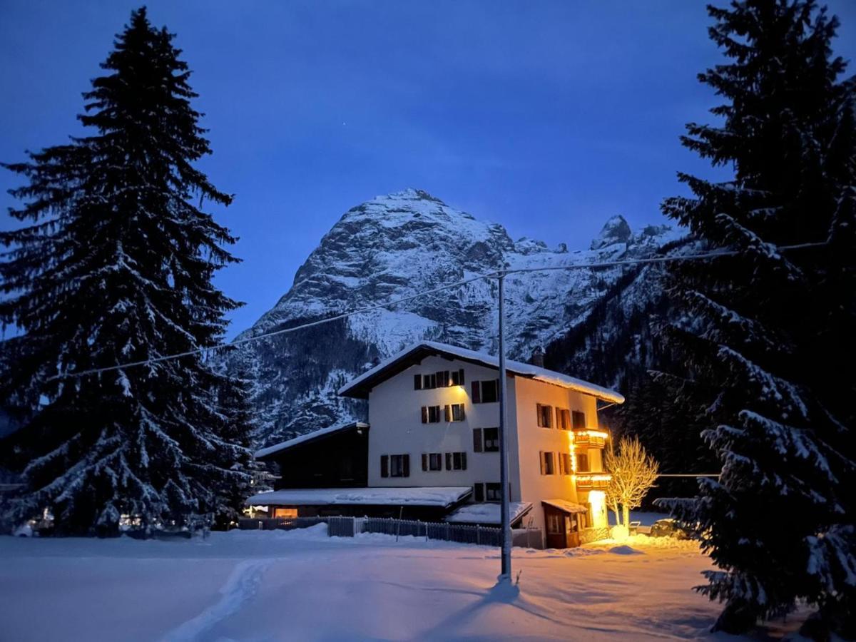 Al Cervo Albergo - Hotel Stabiziane Kültér fotó